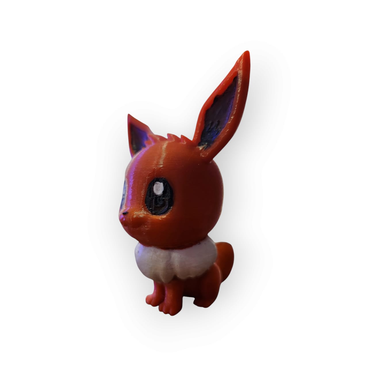 ADORNO EEVEE SENTADO 3D